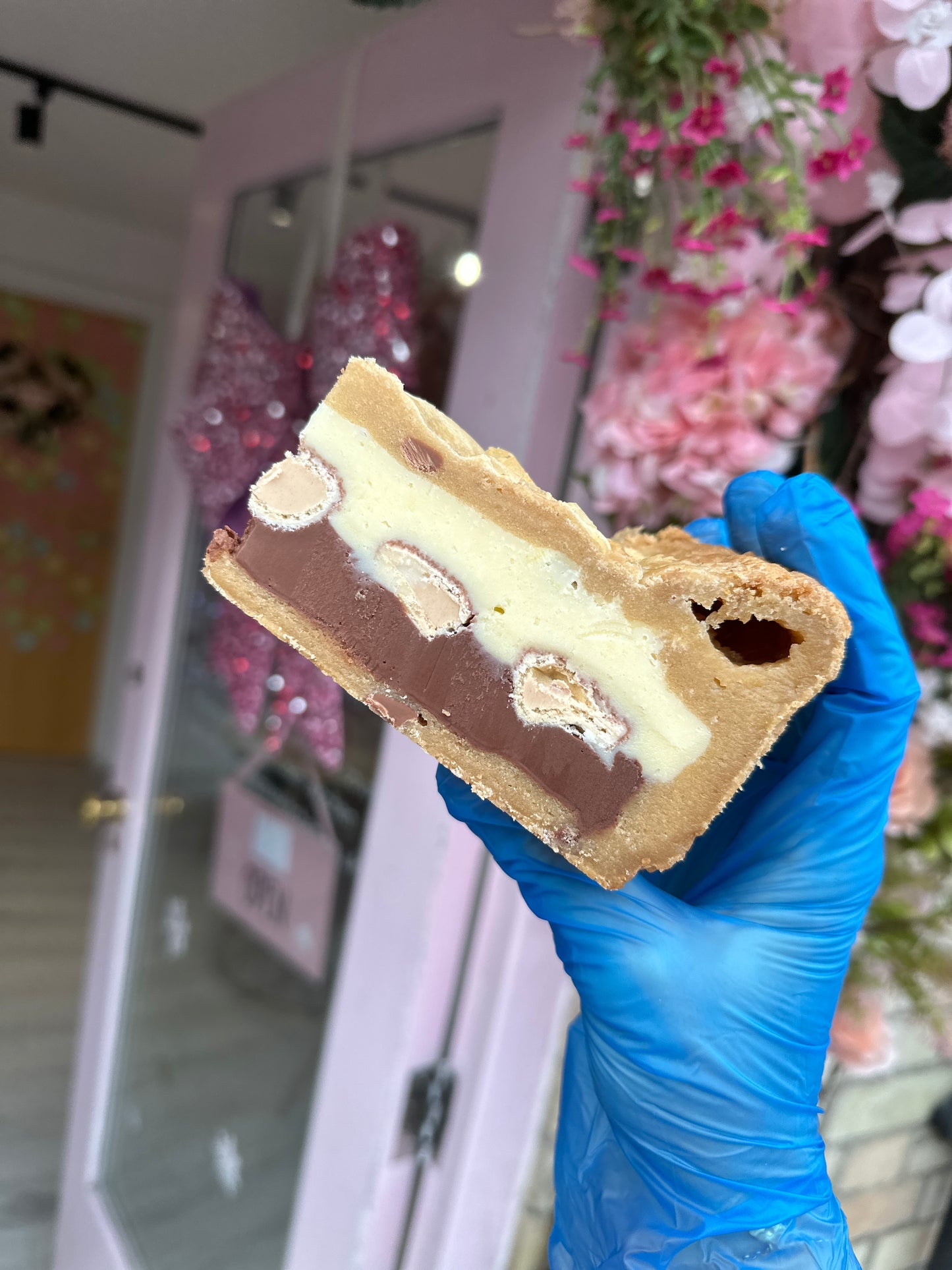 Kinder Cookie Pie Slice